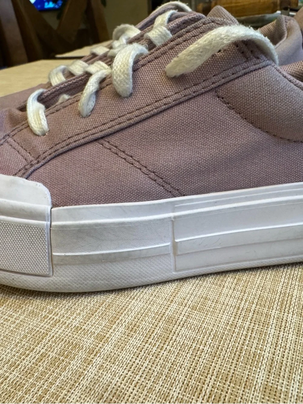 Converse All Star Youth Size 2 Lavender Canvas Sneakers lace up kids